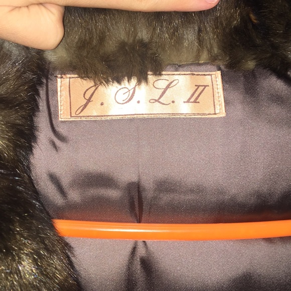 Authentic raccoon brown fur coat - Picture 4 of 5